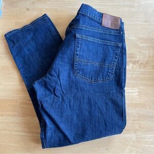 Lucky Brand Jeans 221 Straight dark wash size 38x30 38 waist 30 length men’s